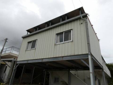 比嘉宅２０２号室の画像